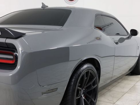 Used 2023 Dodge Challenger SRT Hellcat w/ Driver Convenience Group RWD image 40