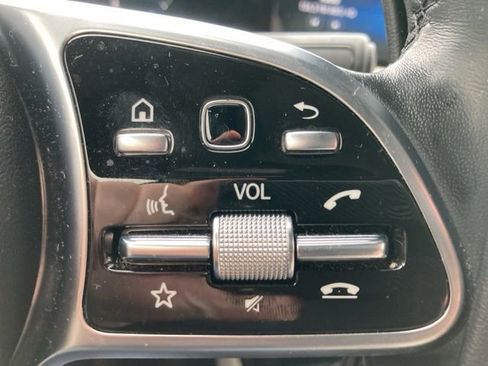 Used 2022 Mercedes-Benz A 220 4MATIC image 15