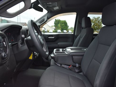 Used 2019 Chevrolet Silverado 1500 Custom Trail Boss w/ Custom Convenience Package AWD/4WD image 13