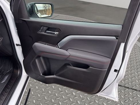 Certified 2025 Chevrolet Colorado Z71 w/ Technology Package image 19