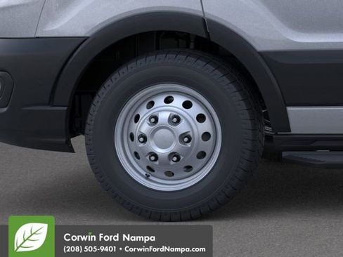 New 2026 Ford Transit 250 148 Medium Roof Extended AWD image 19