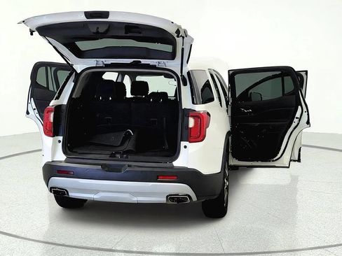 Used 2022 GMC Acadia SLE FWD image 11