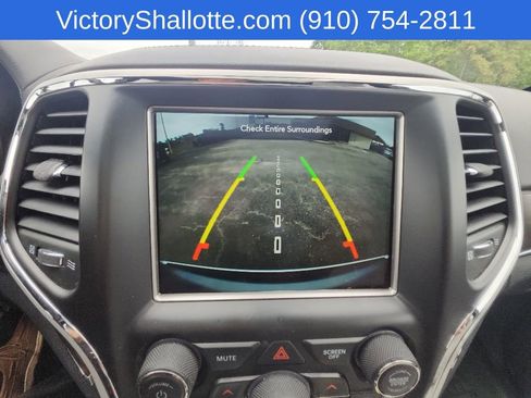 Certified 2018 Jeep Grand Cherokee Limited RWD image 6