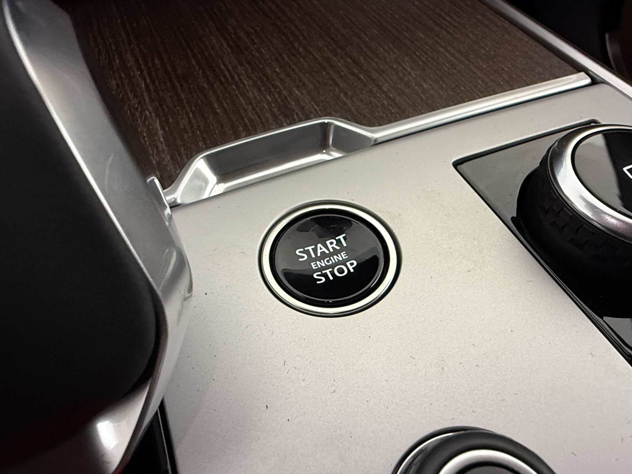 New 2027 Land Rover Range Rover SE AWD/4WD image 17