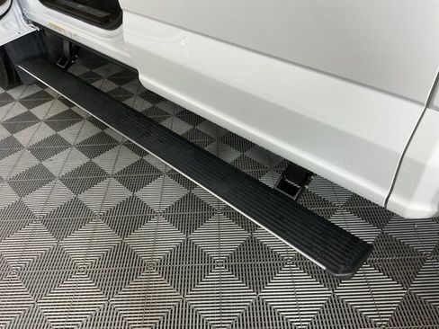 Used 2025 Ford F450 King Ranch w/ Chrome Package image 15