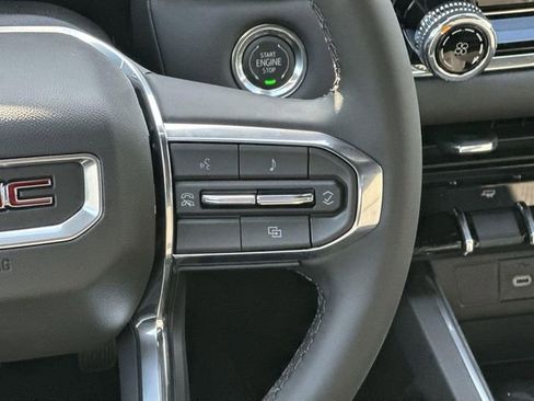 New 2026 GMC Canyon Elevation image 10