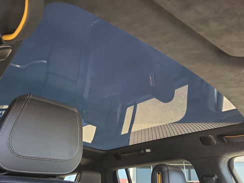 Used 2023 Rivian R1S Adventure image 18