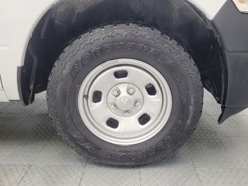 Used 2017 RAM 1500 Tradesman image 31