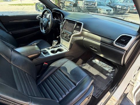 Used 2018 Jeep Grand Cherokee Limited AWD/4WD image 37