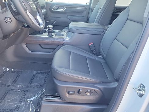 New 2026 GMC Sierra 1500 SLT w/ SLT Premium Plus Package image 11