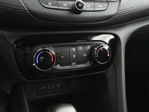 Used 2023 Buick Encore GX Preferred w/ Cold Weather Comfort Package image 18