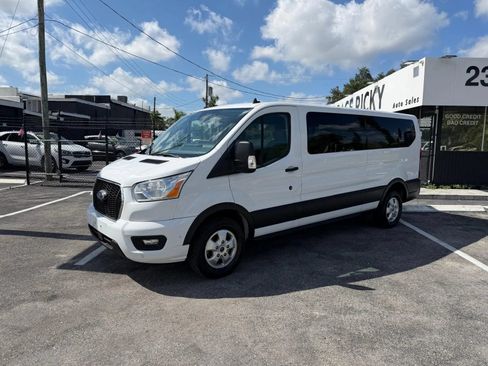 Used 2022 Ford Transit 350 XLT RWD image 1