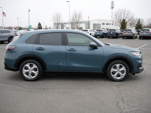 Used 2023 Honda HR-V LX image 8