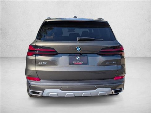 New 2026 BMW X5 xDrive40i image 8