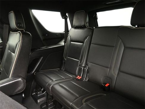 Used 2021 Chevrolet Tahoe Premier w/ Premium Package image 20