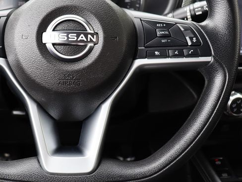 Used 2023 Nissan Kicks SV FWD image 52