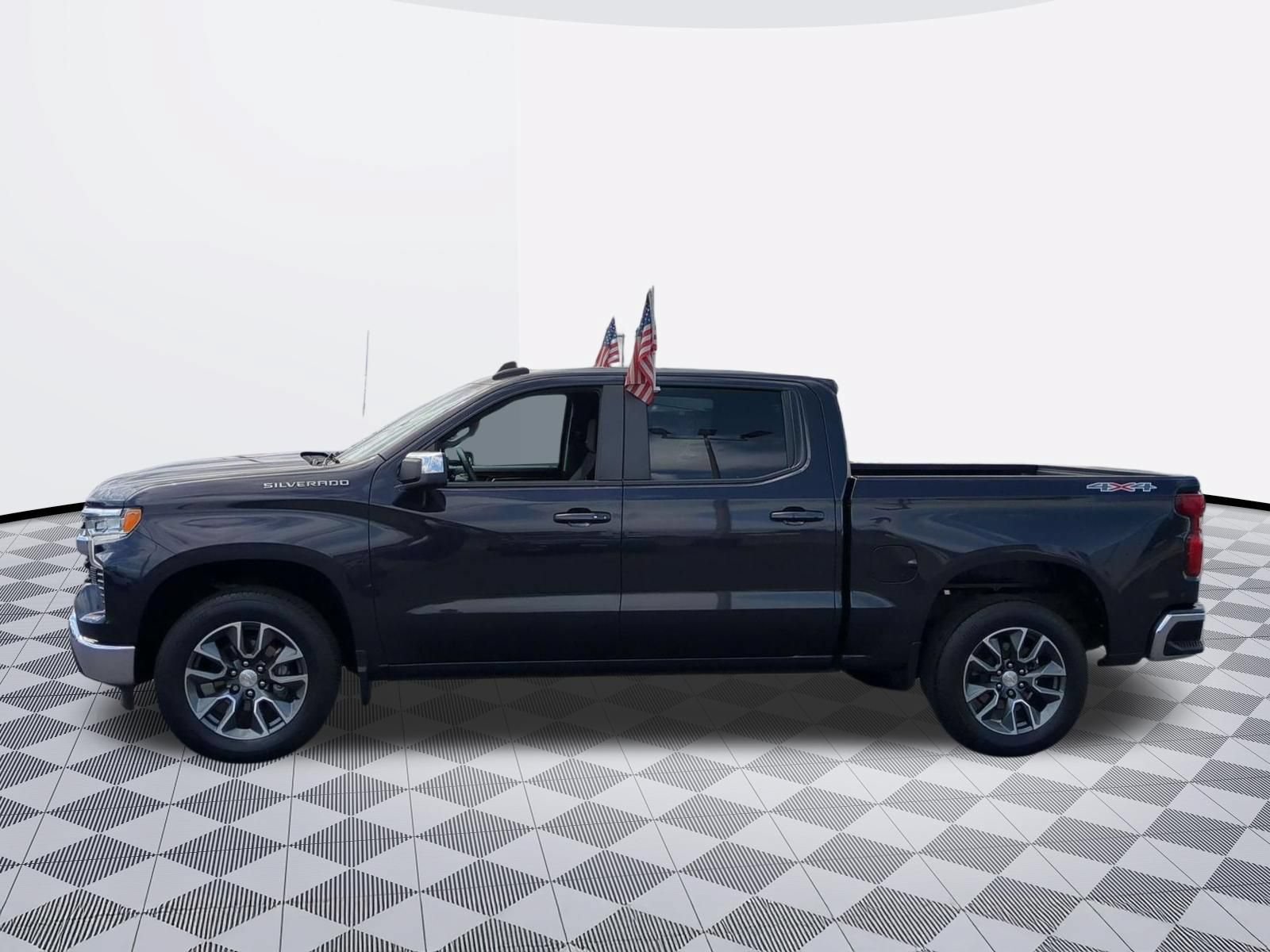 Certified 2023 Chevrolet Silverado 1500 LT AWD/4WD image 4