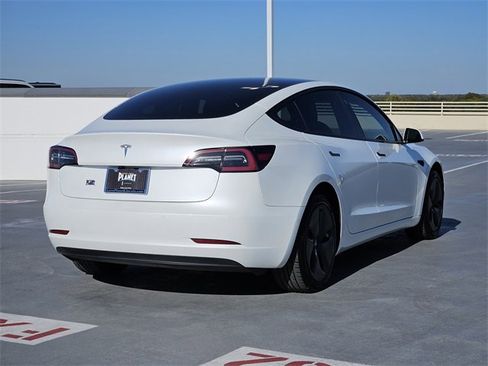 Used 2020 Tesla Model 3 Standard Range Plus image 7