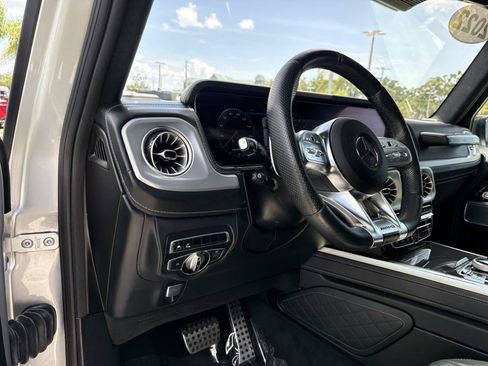 Certified 2022 Mercedes-Benz G 63 AMG 4MATIC image 20