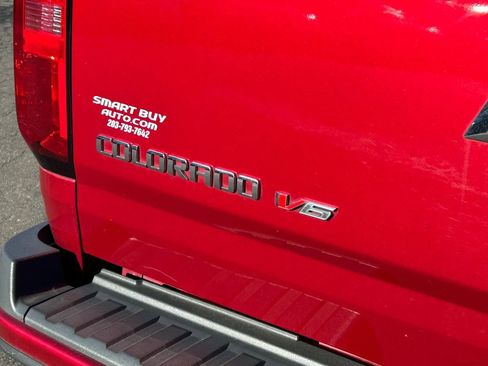 Used 2018 Chevrolet Colorado LT image 14