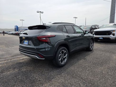 New 2026 Chevrolet Trax LT FWD image 5