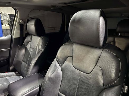 Used 2022 Kia Telluride SX w/ Nightfall Edition Package image 17
