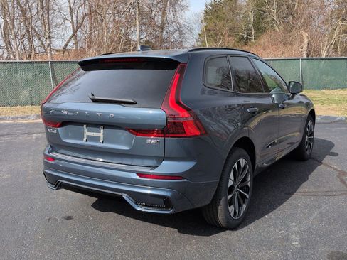 New 2026 Volvo XC60 B5 Ultra w/ Protection Package Premier image 3