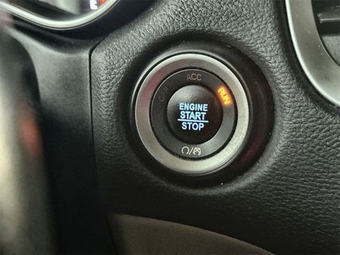 Used 2020 Dodge Durango SXT image 16