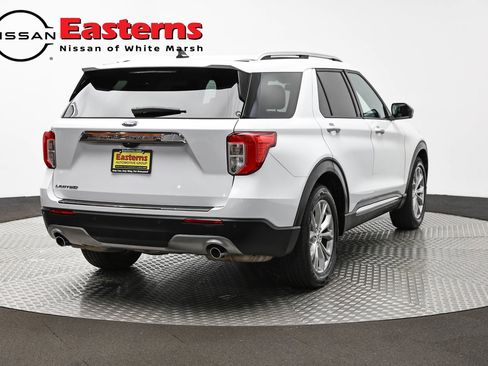 Used 2024 Ford Explorer Limited RWD image 5