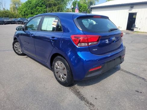 Certified 2019 Kia Rio S FWD image 3