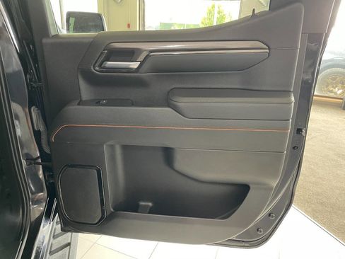 Used 2022 GMC Sierra 1500 AT4 w/ AT4 Premium Package image 27