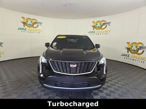 Certified 2021 Cadillac XT4 Premium Luxury w/ Cold Weather Package FWD image 2