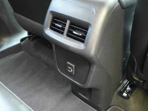 Used 2022 GMC Terrain SLT w/ Elevation Edition FWD image 19