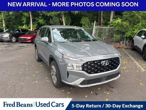 Used 2023 Hyundai Santa Fe SE FWD image 3
