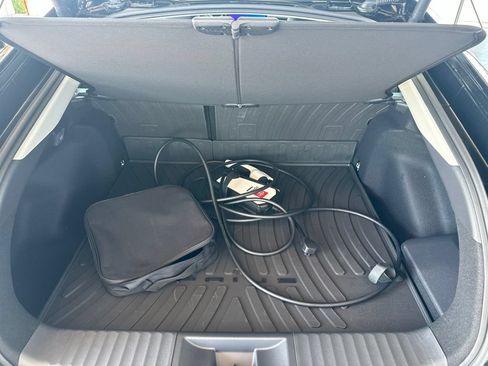 New 2026 Toyota Prius Plug-In Hybrid FWD image 17