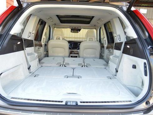 Used 2016 Volvo XC90 T6 Inscription image 40