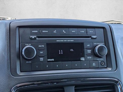 Used 2015 Dodge Grand Caravan SE w/ Quick Order Package 29E SE image 9