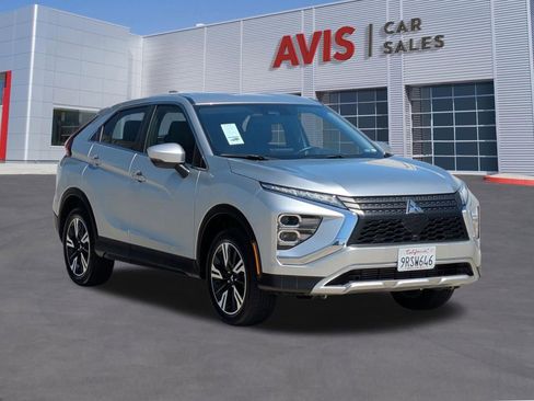 Used 2025 Mitsubishi Eclipse Cross AWD image 3