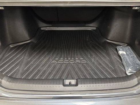 Used 2023 Honda Accord EX image 19