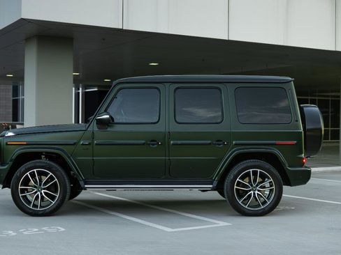 Used 2024 Mercedes-Benz G 550 image 8