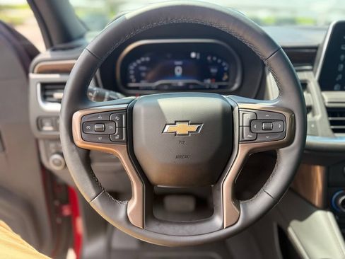Used 2023 Chevrolet Tahoe High Country AWD/4WD image 10