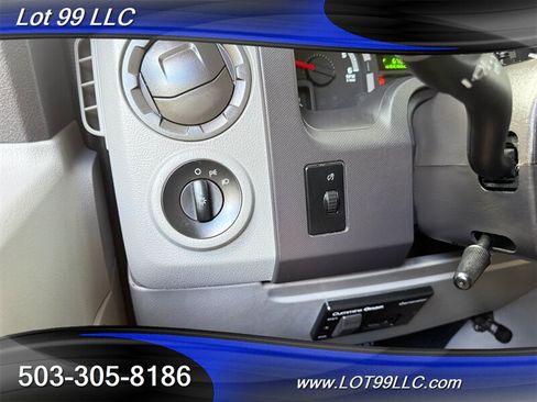Used 2009 Ford E-350 and Econoline 350 Extended Super Duty RWD image 37