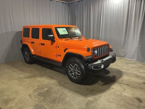 New 2025 Jeep Wrangler Sahara image 7