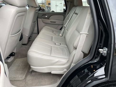 Used 2014 Chevrolet Tahoe LT w/ Luxury Package image 11