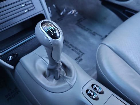 Used 2002 Porsche 911 Turbo image 25