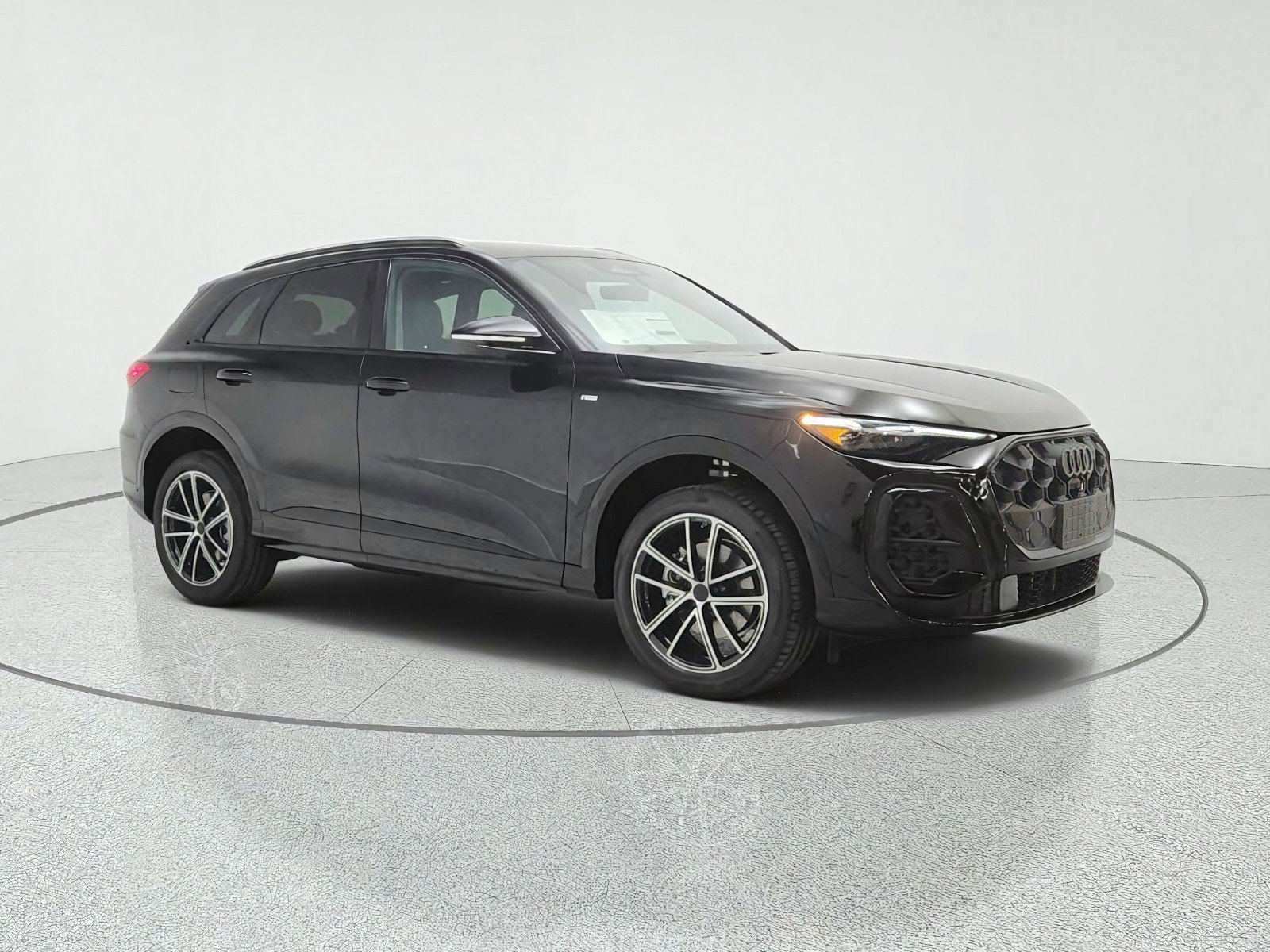 New 2026 Audi Q5 Premium Plus AWD/4WD image 3