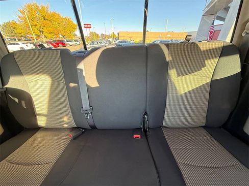 Used 2012 RAM 1500 Big Horn image 16