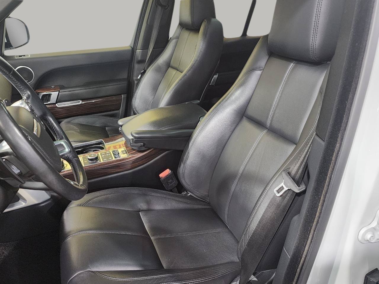 Used 2017 Land Rover Range Rover AWD/4WD image 9