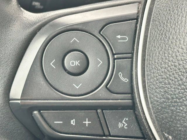 Used 2025 Toyota Corolla Cross XLE w/ Convenience Package AWD/4WD image 12