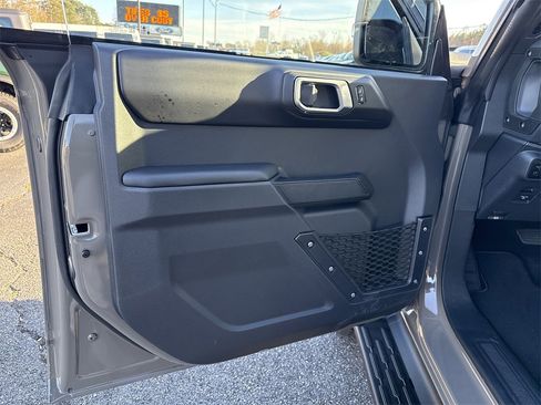 New 2025 Ford Bronco Outer Banks w/ Sasquatch Package image 10